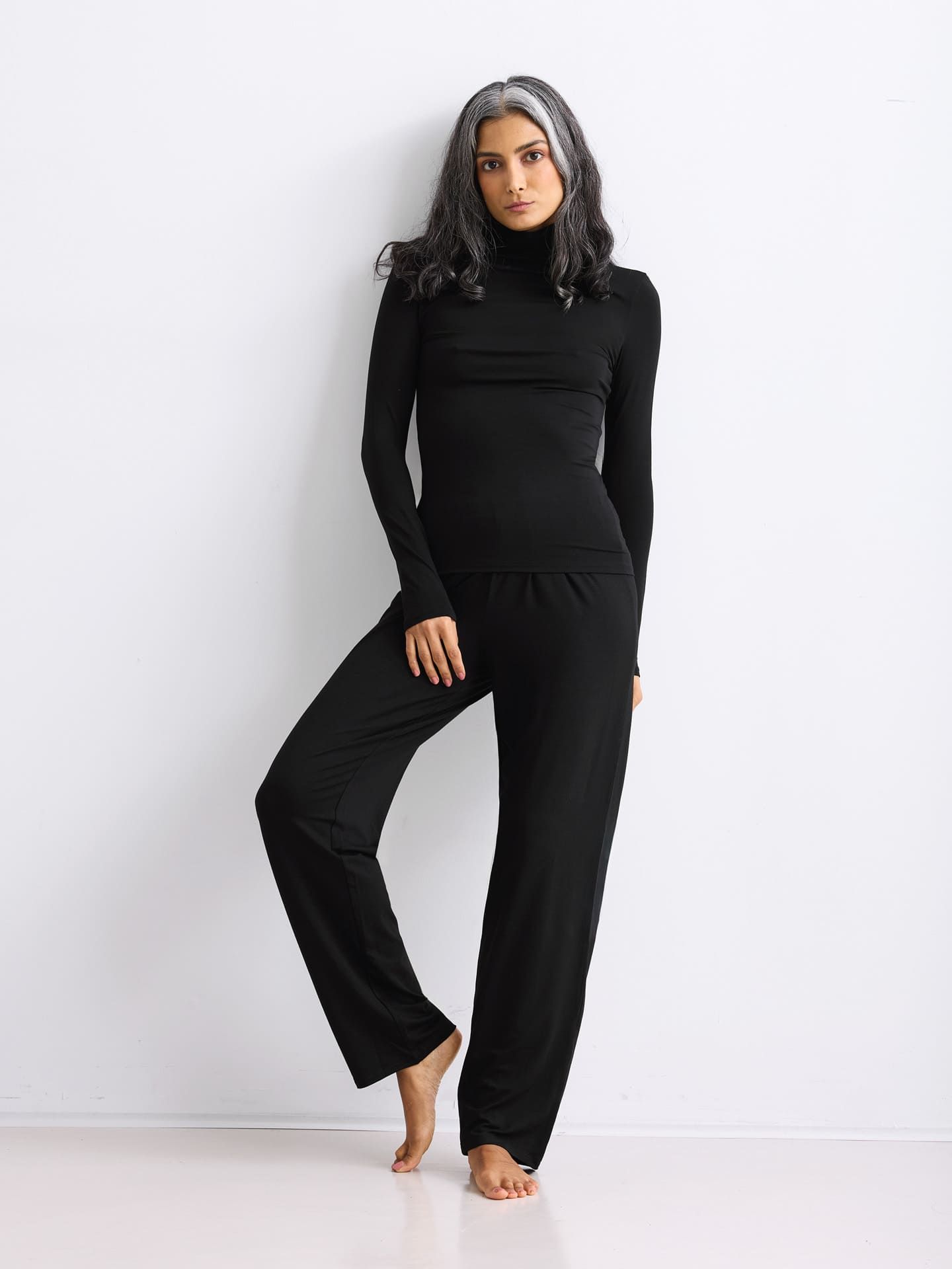 Light Touch Rollkragen Langarmshirt schwarz 11